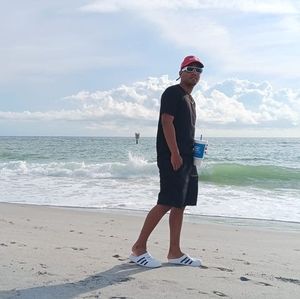 Meet your Posher, Carlos